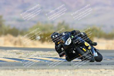 media/Jan-16-2022-CVMA (Sun) [[7f3d92989d]]/Race 2 Supersport Middleweight/